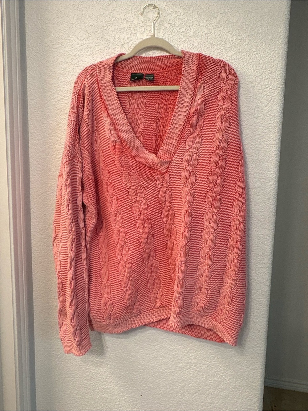 Hunt Club Coral Cable-Knit V-Neck Sweater